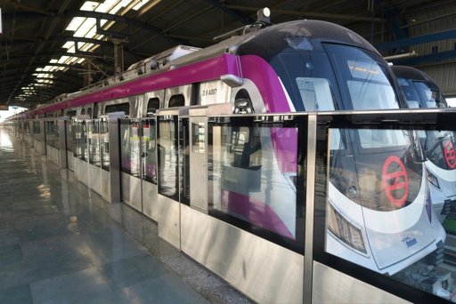 Photo: Today I got a whole metro coach to myself on the magenta line. long weekend delhi is a different city.